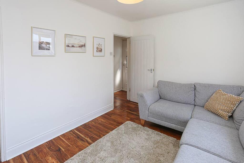 2 Bedroom House In Belfast With Garden Kültér fotó