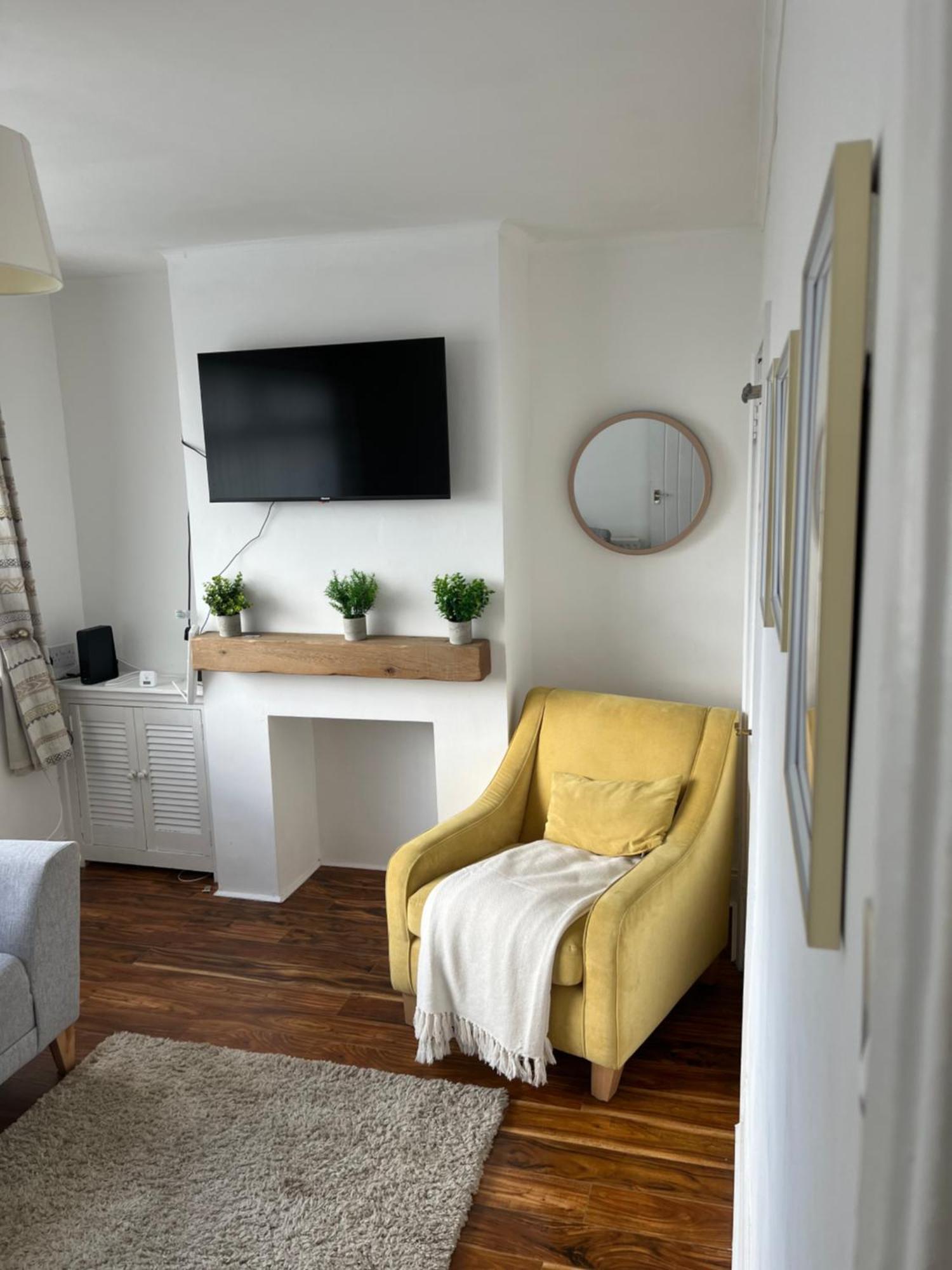 2 Bedroom House In Belfast With Garden Kültér fotó